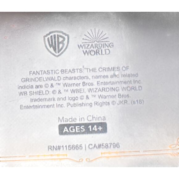 Harry Potter Bioworld The Crimes of Grindelwald Keychain - Picture 9 of 9